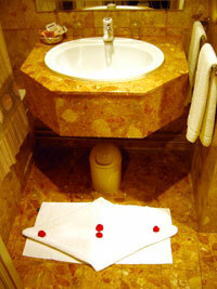 Hotel Nassim