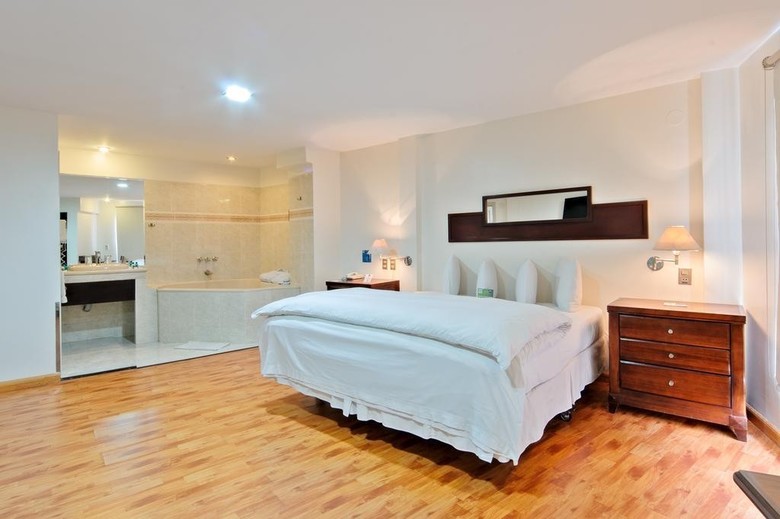 Hotel Lp Columbus