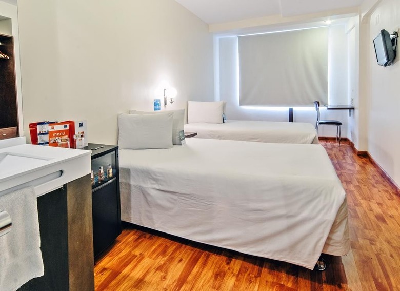 Hotel Lp Columbus