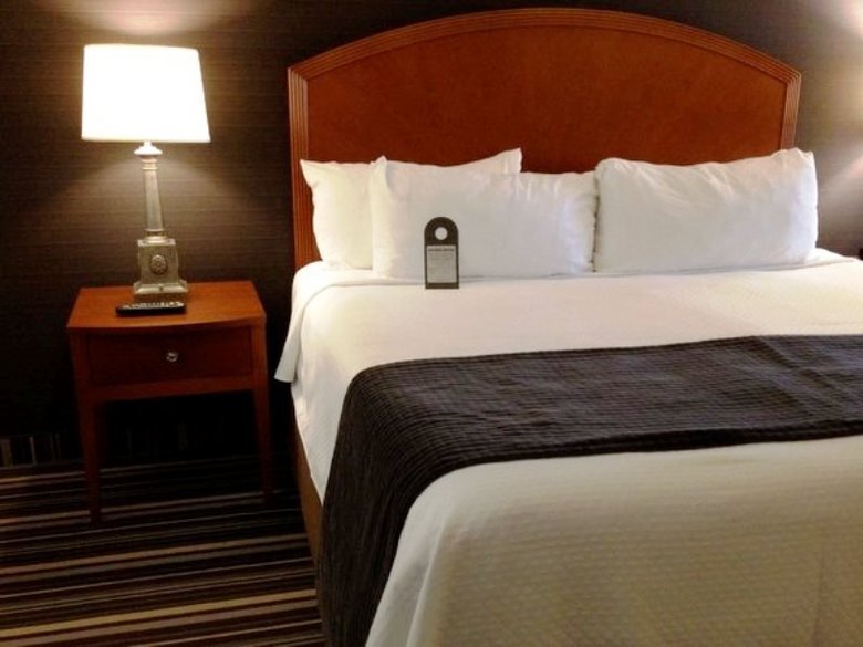 Hotel Cambridge Suites