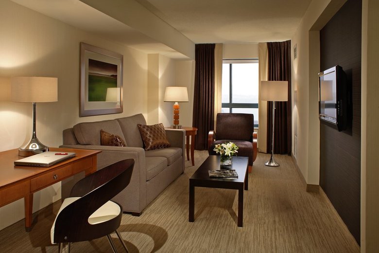Hotel Cambridge Suites