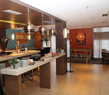 Hotel Cambridge Suites