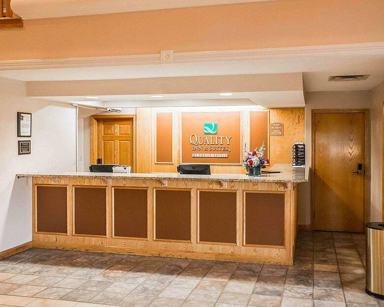 Hotel Quality Inn & Suites