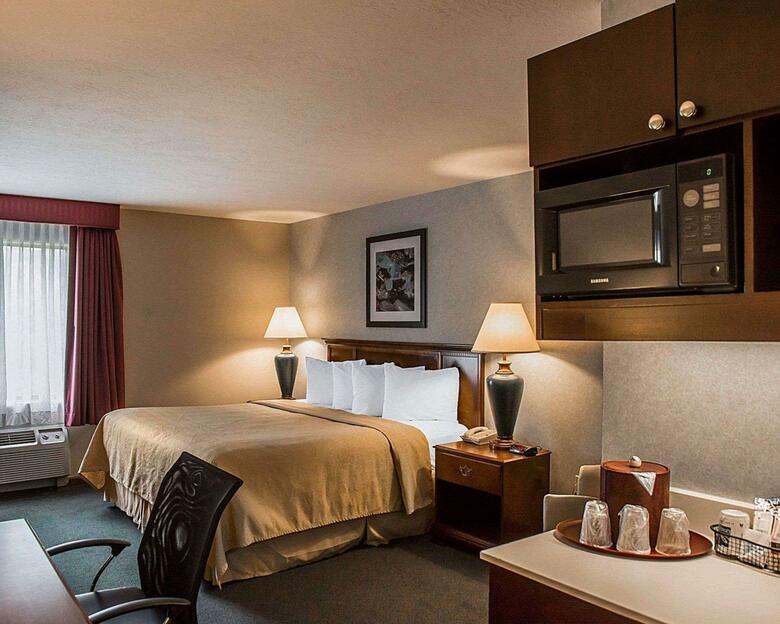 Hotel Quality Inn & Suites
