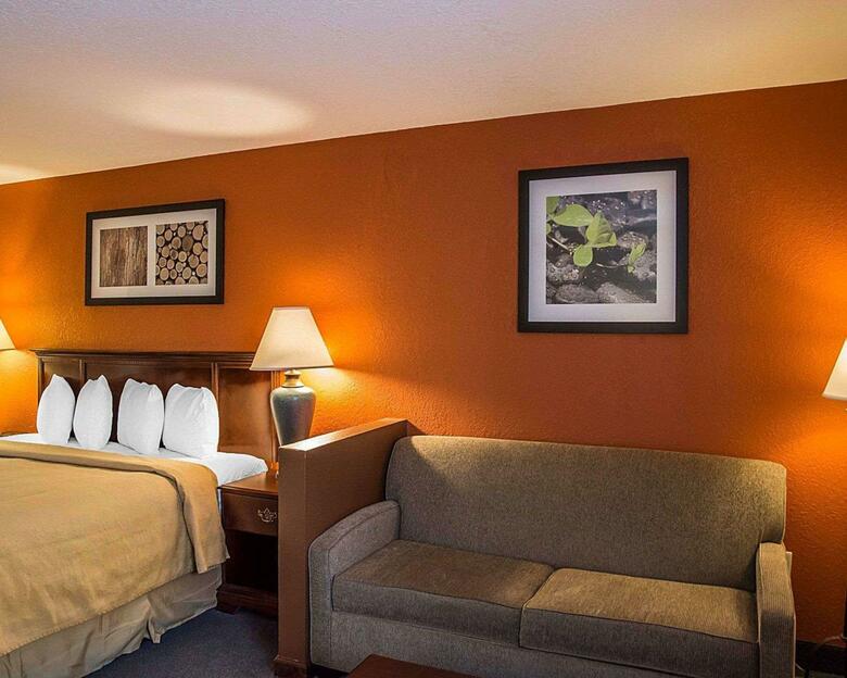 Hotel Quality Inn & Suites