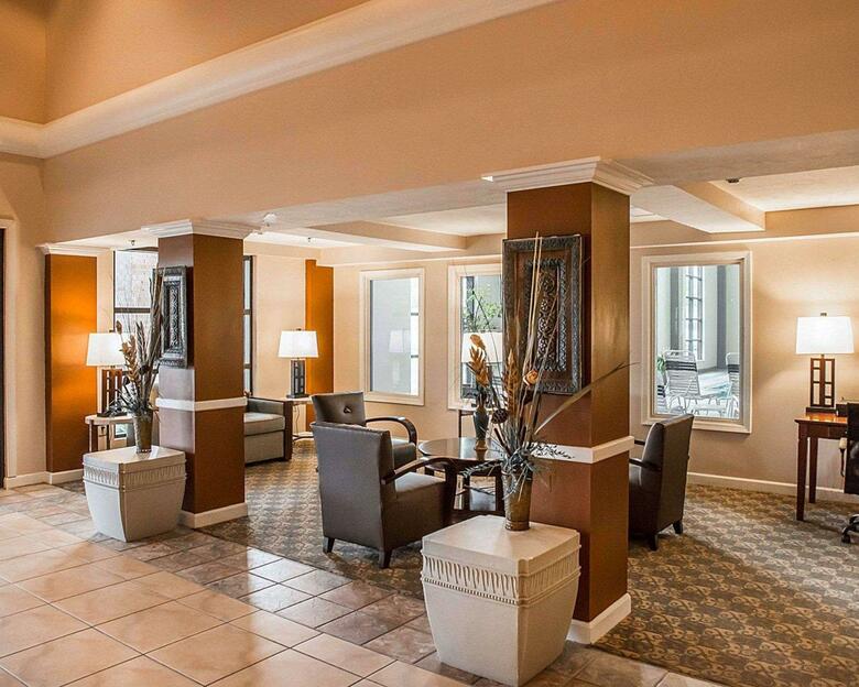 Hotel Quality Inn & Suites