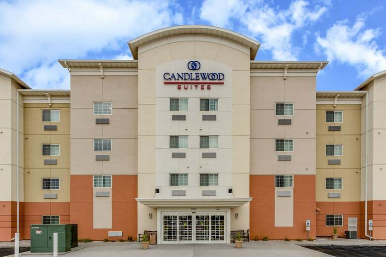 Hotel Candlewood Suites Minot