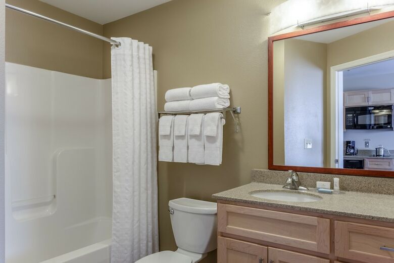 Hotel Candlewood Suites Minot