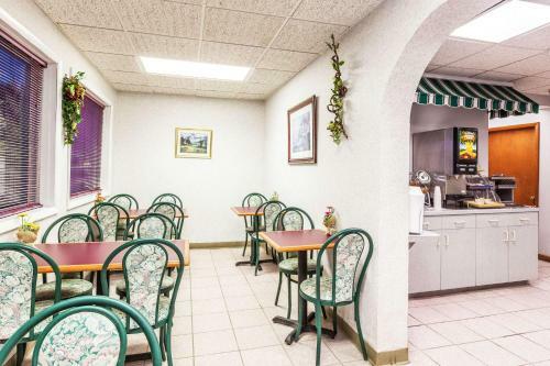 Motel Weedsport Days Inn
