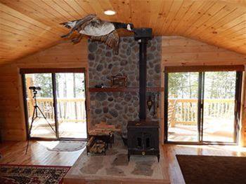 Kiwassa Lake Bed & Breakfast And Cabins