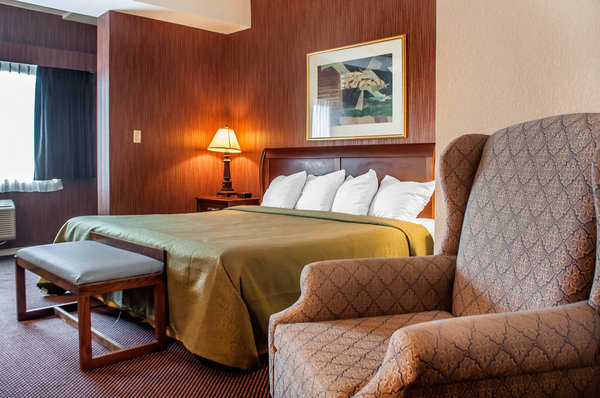 Hotel Quality Inn & Suites At I-81 - Exit 45