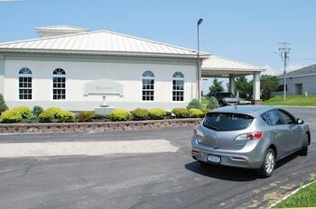 Hotel Quality Inn & Suites At I-81 - Exit 45