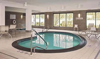 Hotel Courtyard By Marriott Albany Airport