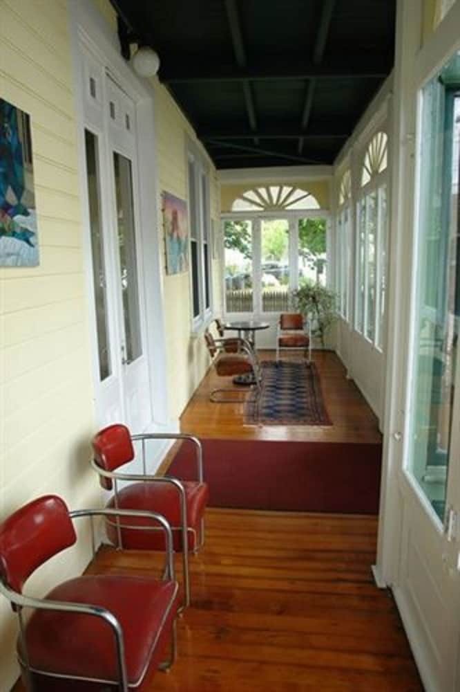 Fort Place Bed & Breakfast