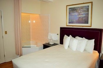 Hotel Inns On Bellevue
