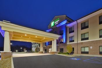 Hotel Holiday Inn Express & Suites Washington - Meadow Lands