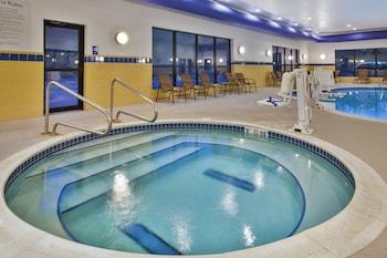 Hotel Holiday Inn Express & Suites Washington - Meadow Lands
