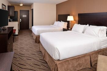 Hotel Holiday Inn Express & Suites Washington - Meadow Lands