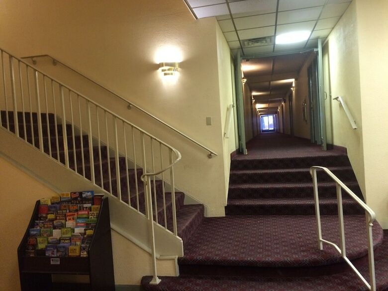 Hotel Econo Lodge Airport