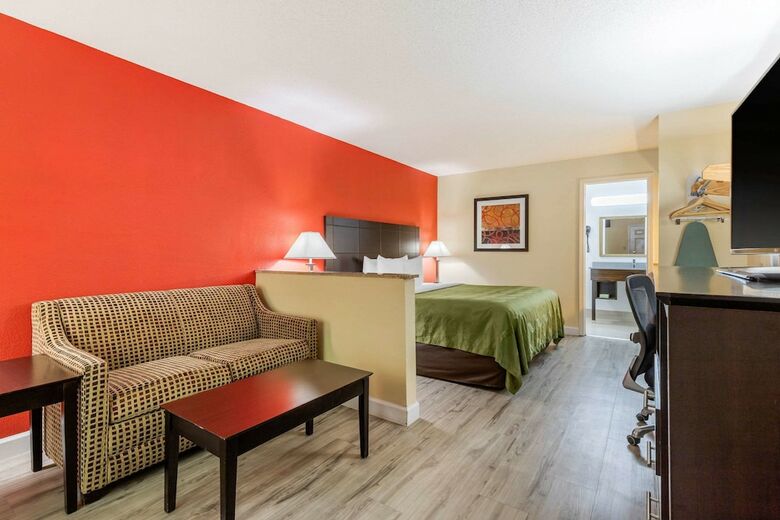 Motel Quality Inn & Suites