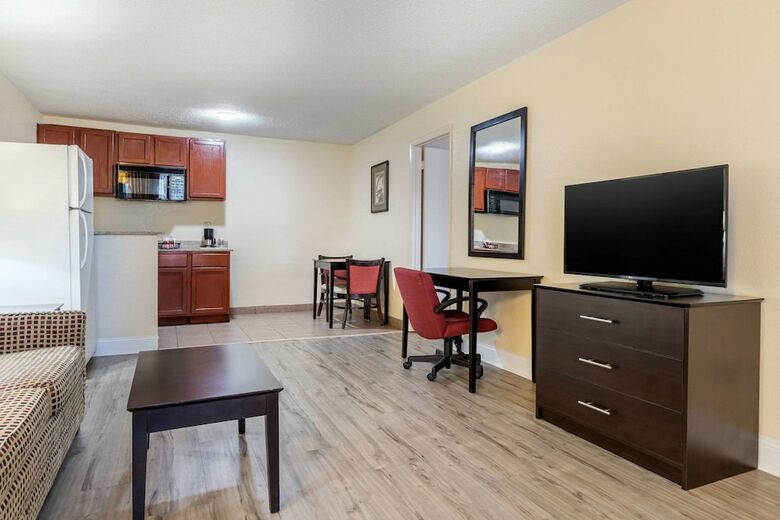 Motel Quality Inn & Suites