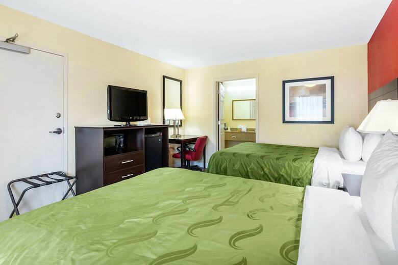 Motel Quality Inn & Suites