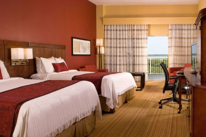 Hotel Courtyard Charleston Waterfront By Marriott