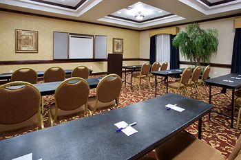 Holiday Inn Express Hotel & Suites Wharton