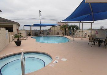 Hotel Quality Inn & Suites