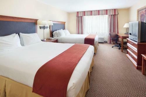 Holiday Inn Express Hotel & Suites Laredo-event Center Area