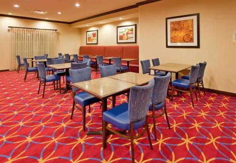 Hotel Towneplace Suites Midland