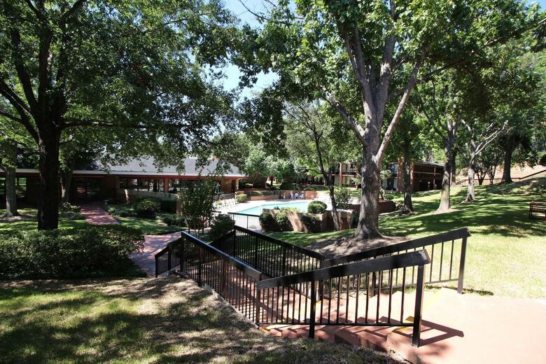 Magnuson Grand Hotel And Conference Center Tyler