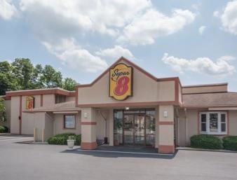 Hotel Super 8 Motel - Carlisle / North
