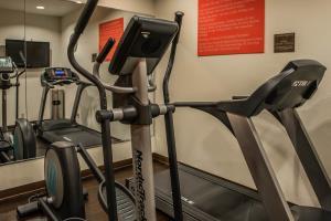Hotel Comfort Suites Monroeville