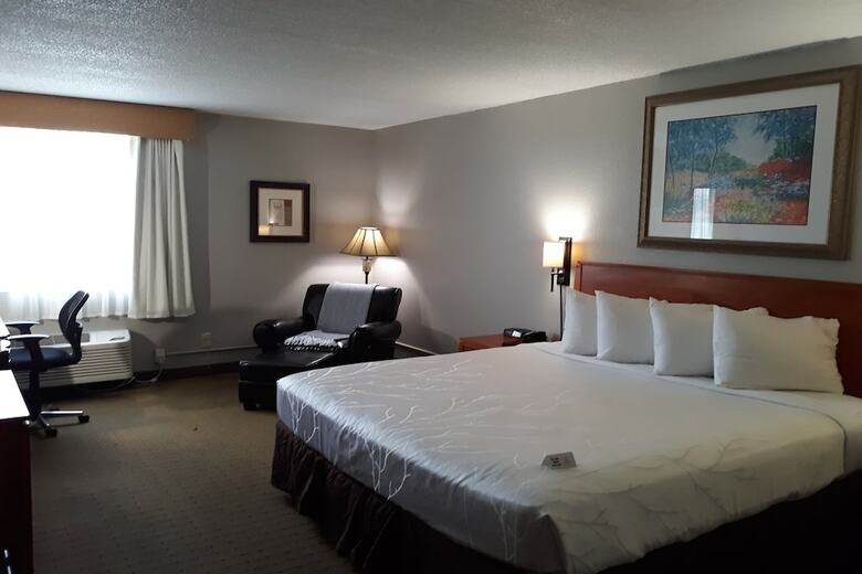 Hotel Dakotah Lodge