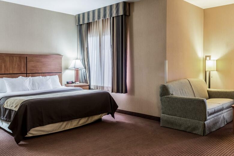 Hotel Comfort Inn And Suites