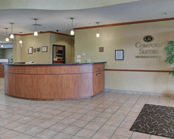 Hotel Comfort Suites