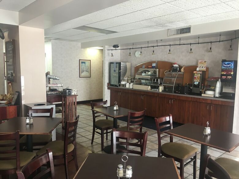 Hotel Mountain Inn & Suites