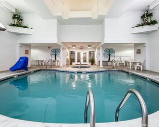 Hotel Clarion Inn Willow River