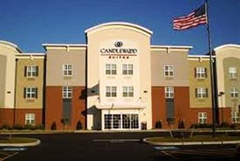 Hotel Candlewood Stes Logan
