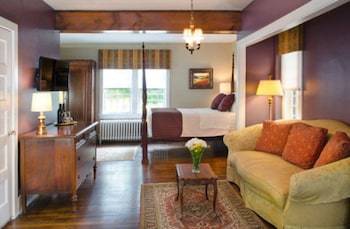 Bed & Breakfast Hillbrook Inn