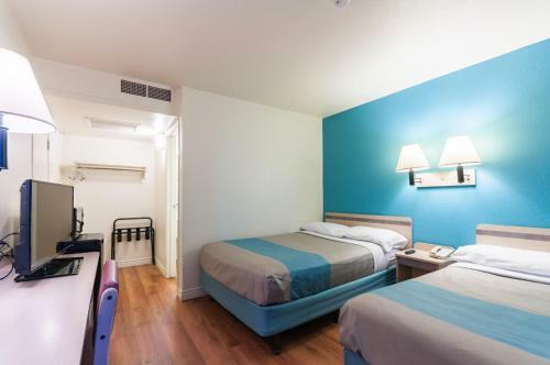 Motel 6 Green River Ut