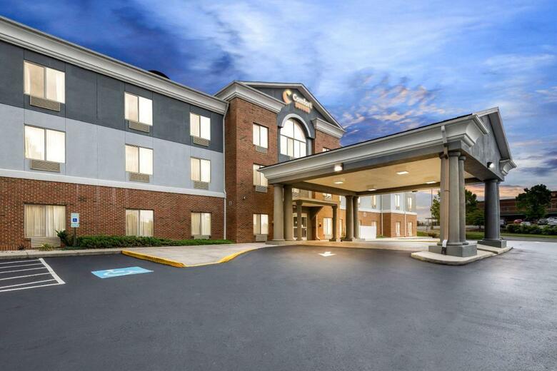 Hotel Comfort Suites Abingdon