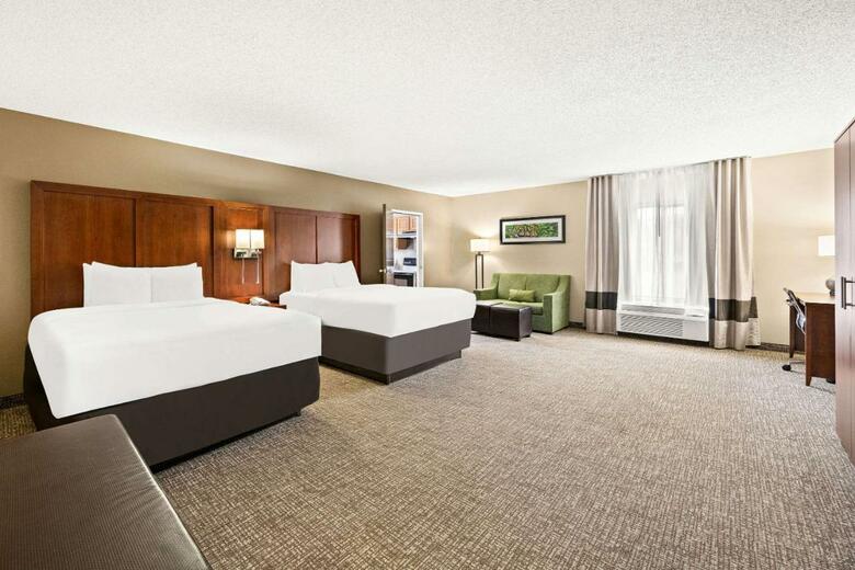 Hotel Comfort Suites Abingdon