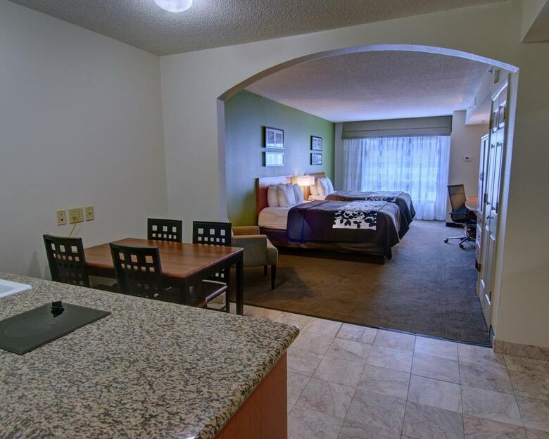 Hotel Sleep Inn & Suites