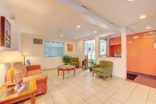 Motel 6 Virginia Beach