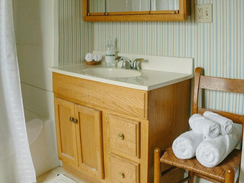 Cave Hill Farm Bed And Breakfast