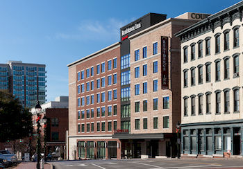 Aparthotel Residence Inn By Marriott Richmond Downtown