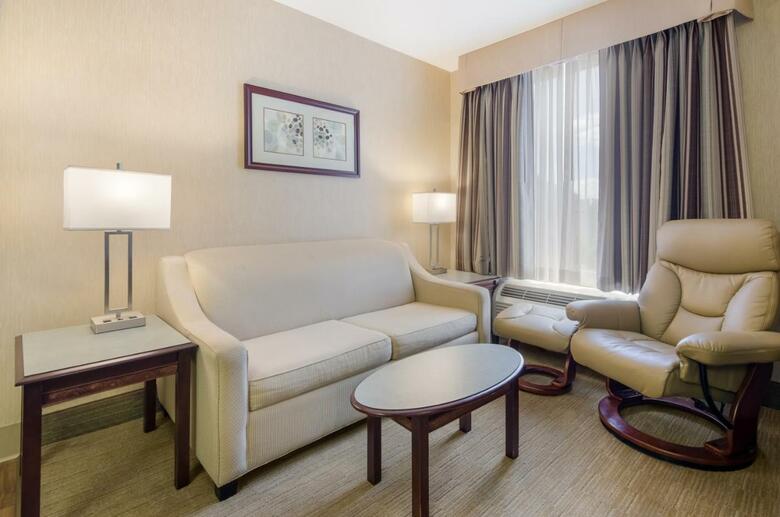Hotel Mainstay Suites Airport