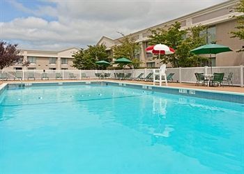 Clarion Hotel